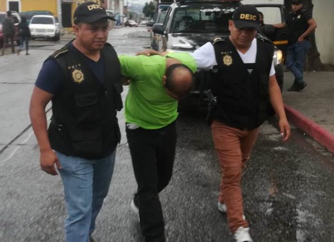 Presunto violador en serie fue capturado por la PNC, 9 habrían sido sus víctimas Presunto violador en serie fue capturado por la PNC, 9 habrían sido sus víctimas