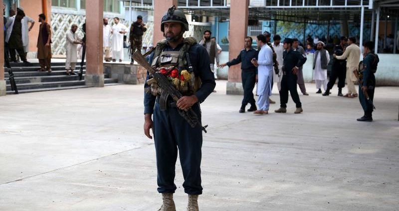 Al menos 14 muertos por atentado suicida en un acto electoral en Afganistán
