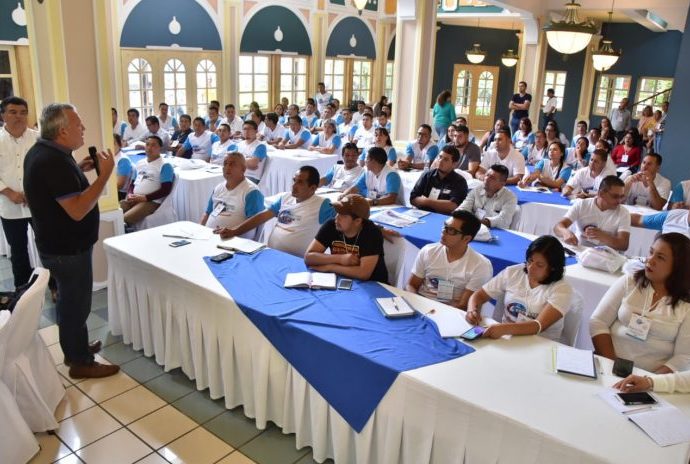 #InformeNacional | Capacitación tecnológica a directores de escuelas del nivel primario del país