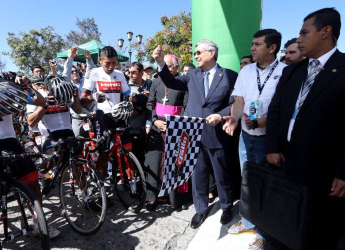 Vicepresidente Jafeth Cabrera inauguró la 58 edición de la “Vuelta Ciclística a Guatemala”