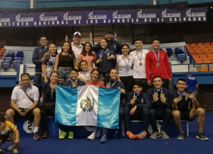 Esgrima guatemalteca conquista el primer lugar en el Campeonato Centroamericano Mayor en El Salvador