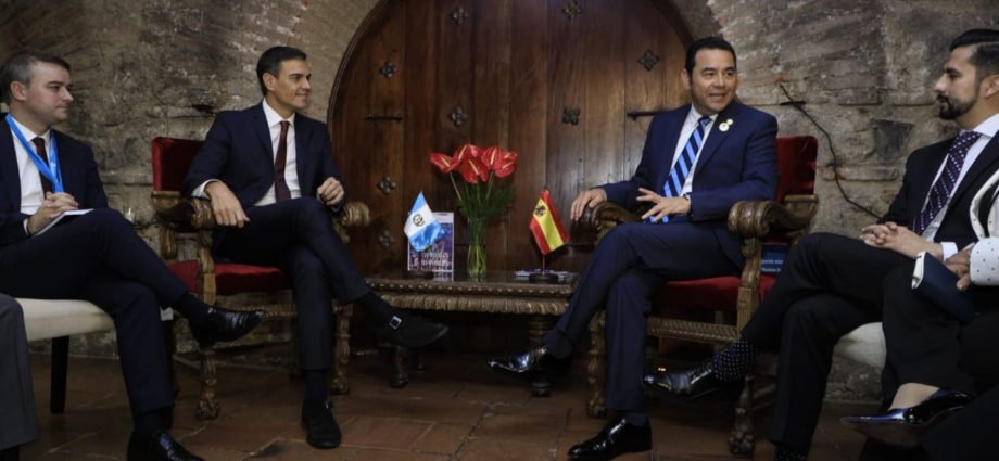 Presidente de España reconoce liderazgo de Guatemala en organización de XXVI Cumbre Iberoamericana