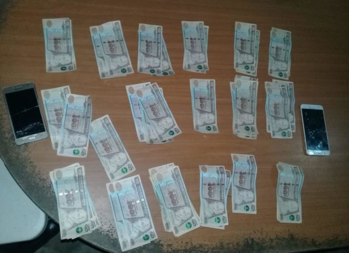 Dos trabajadores de una empresa fingieron ser asaltados, la PNC los descubrió y fueron capturados