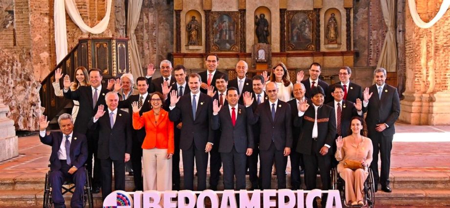 Concluye XXVI Cumbre Iberoamericana con aprobación de Declaración Guatemala y otros logros importantes