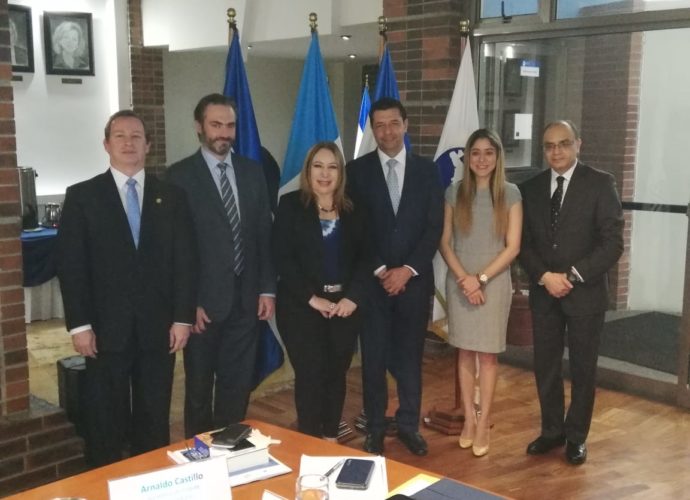 El Salvador se incorpora a la Unión Aduanera entre Guatemala y Honduras