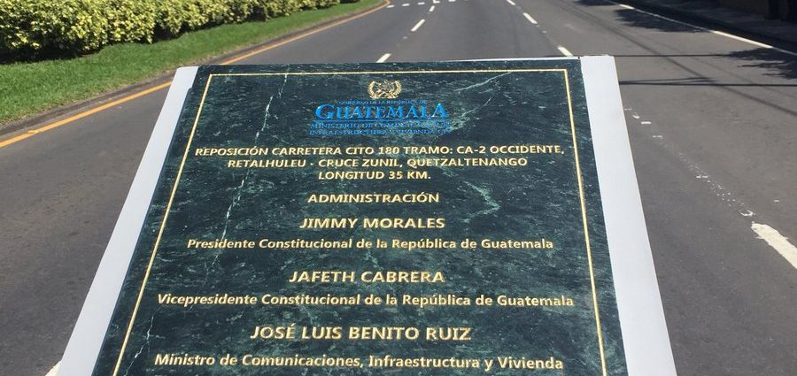 Inauguran reposición de carretera que de Retalhuleu conduce a Quetzaltenango