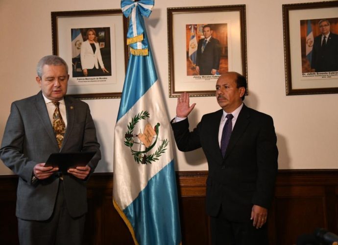 Juramentan a nuevo primer viceministro de Seguridad