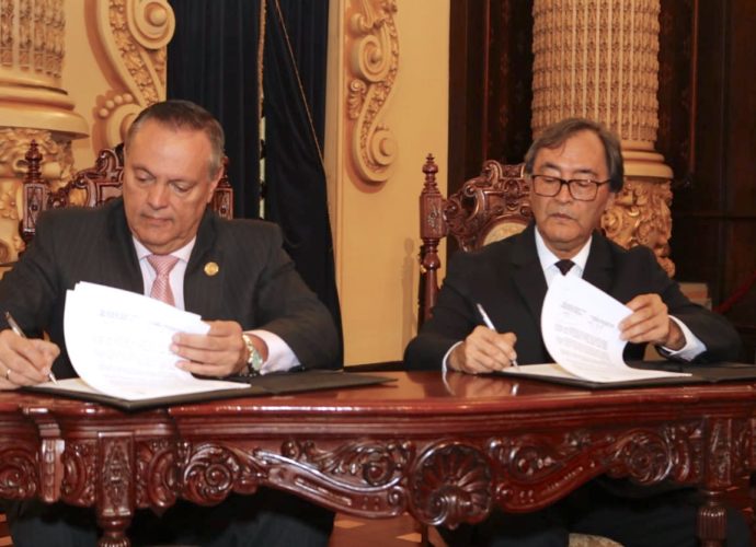 IGSS y Ministerio de Salud firman histórico convenio