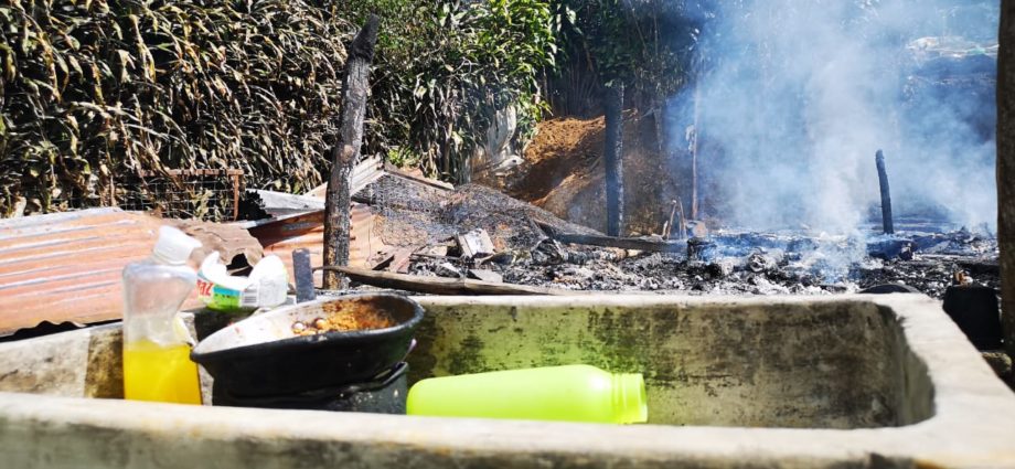 Incendio consume una vivienda en su totalidad en Cuilapa, Santa Rosa