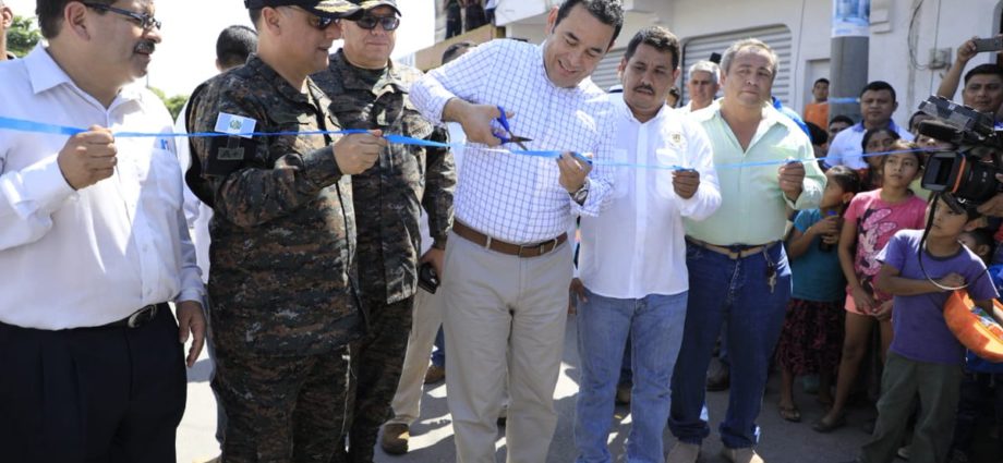 #InformeNacional | Presidente Morales entrega proyectos de desarrollo en Chisec, Alta Verapaz