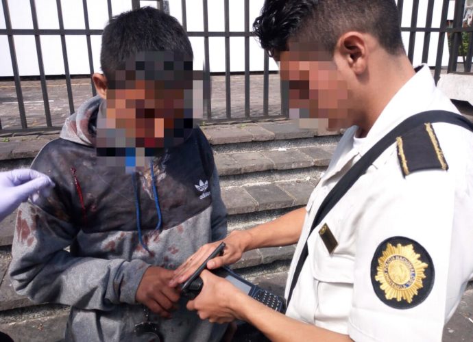 Hombres señalado de ser pandillero fue capturado luego de dispararle a comerciante en zona 1