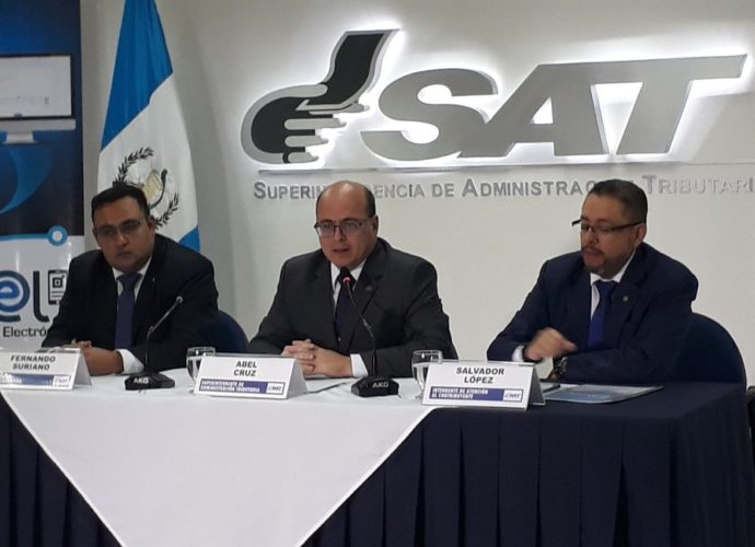 SAT anunció habilitación de la nueva factura electrónica (FEL)
