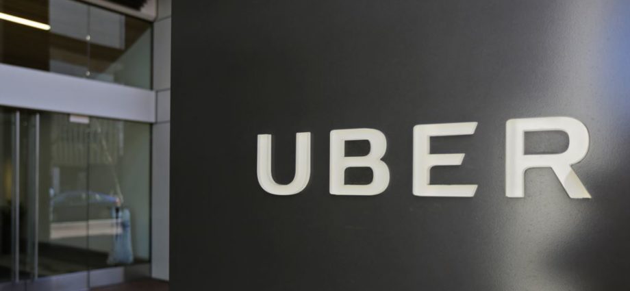 Uber quiere reanudar pruebas de vehículos autónomos pese a accidente fatal