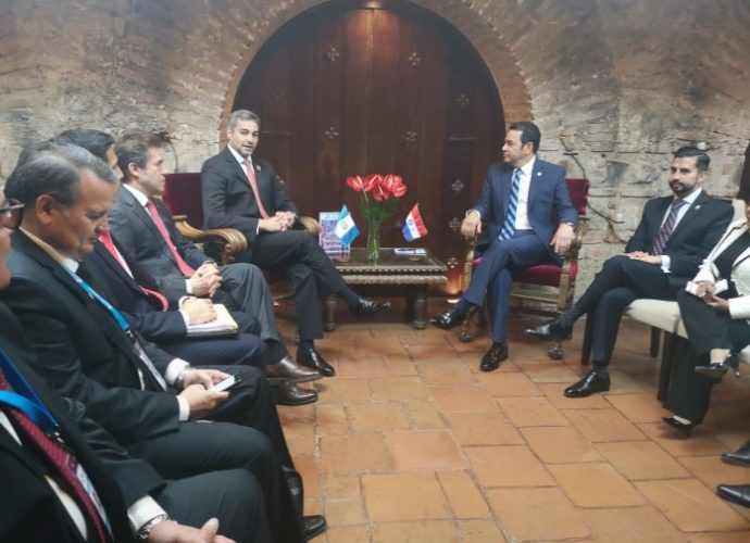 Presidentes de Guatemala y Paraguay establecen abrir Embajadas en ambos países en el año 2019