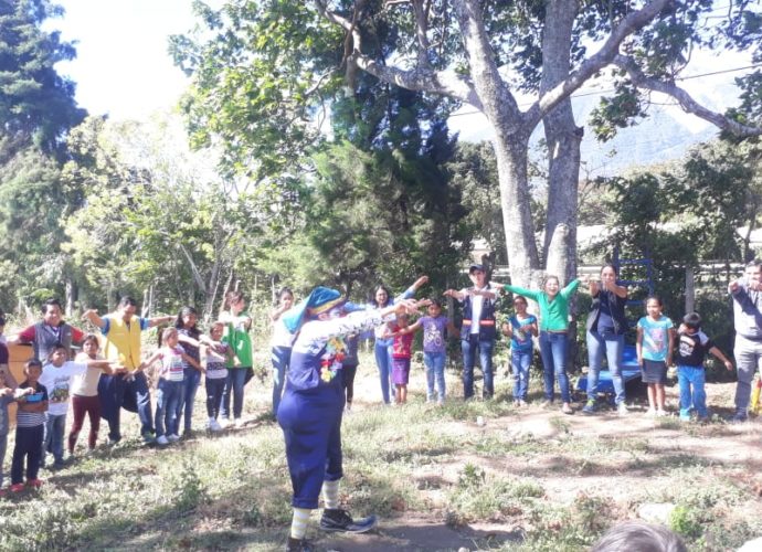 Albergues de Transición Unifamiliares (ATUs) reciben sorpresa por parte de Walmart