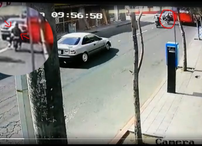 VIDEO: Cámara de video vigilancia capta el momento de la detonación de bomba casera en bus de la ruta 32