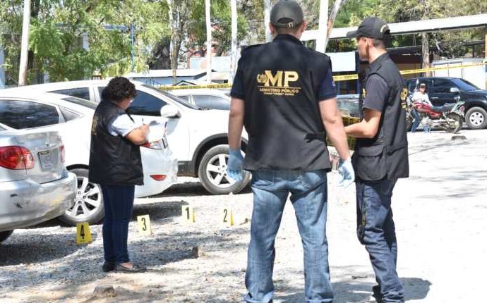 Capturan a hondureño señalado de atacar con arma de fuego a una pediatra en Zacapa