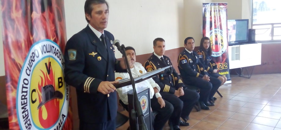 Método Arcón será implementado por Bomberos Voluntarios para optimizar el salvamento de vidas humanas