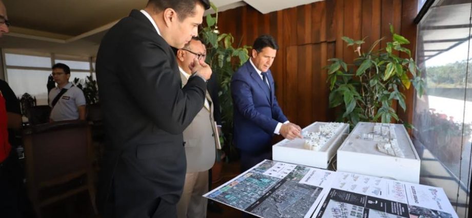 Firman convenio para construir un teleférico desde Mixco hacia la Plazuela España