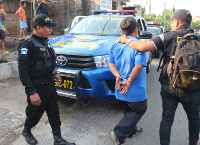 Desarticulan banda «Los Patrones», entre los integrantes hay 8 agentes de la PNC