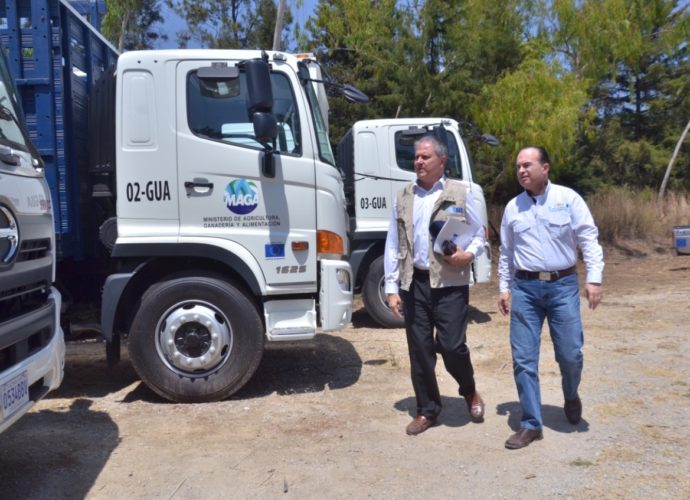 MAGA recibe nuevos vehículos para apoyar el desarrollo rural