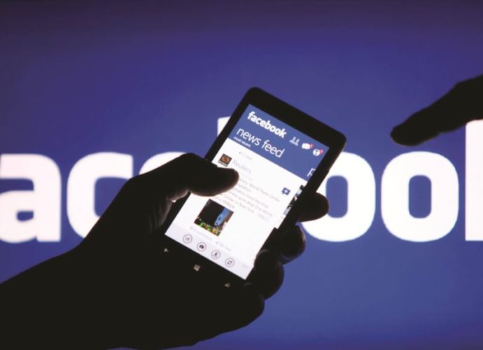 Gran Bretaña analiza implementar regulación directa a redes sociales