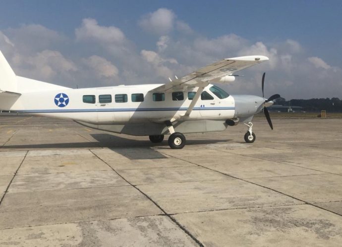 Arriba a la Fuerza Aérea Guatemalteca avioneta con droga incautada en Retalhuleu