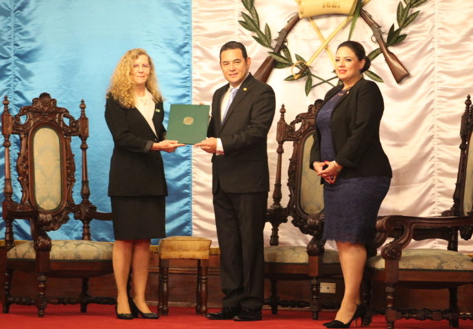 Presidente Morales recibe cartas credenciales de embajadores de República Dominicana, Brasil y Uruguay