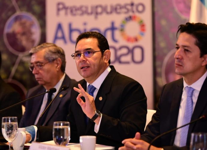 Presidente Jimmy Morales hace un llamado a superar el abstencionismo en la segunda vuelta electoral
