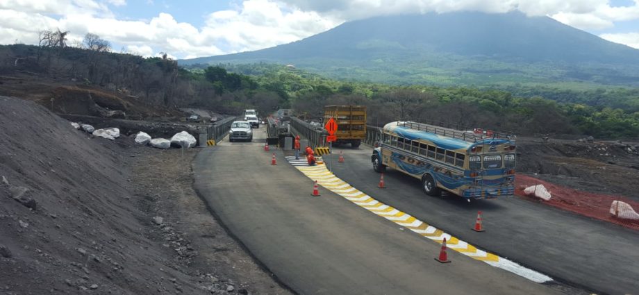 Finaliza restauración del puente Chile Triste en Sacatepéquez