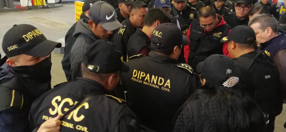 #Quetzaltenango: Durante requisa guardia denuncia el hallazgo de supuesto cadáver