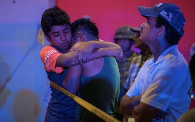 Masacre en un bar de México deja 23 personas muertas y 13 heridas
