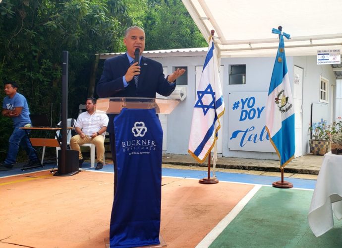 Administran desparasitantes a niños en San José Pinula