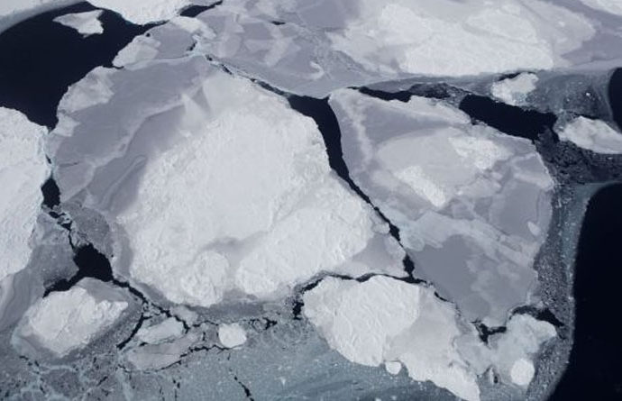Despiden al primer glaciar islandés en un “funeral”