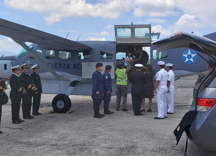 Arriban restos de soldados caídos en el cumplimiento de su deber