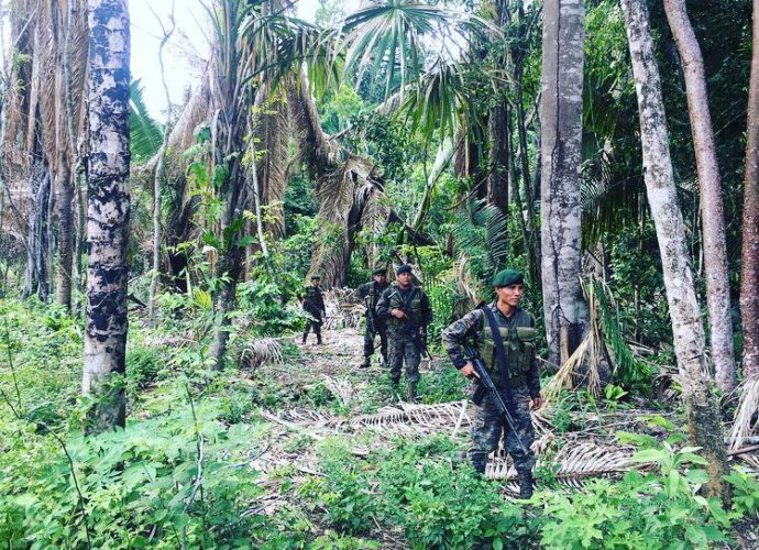 Preliminar: Agentes especiales de la PNC apoyan en la búsqueda de efectivos del Ejercito tras su desaparición en Izabal