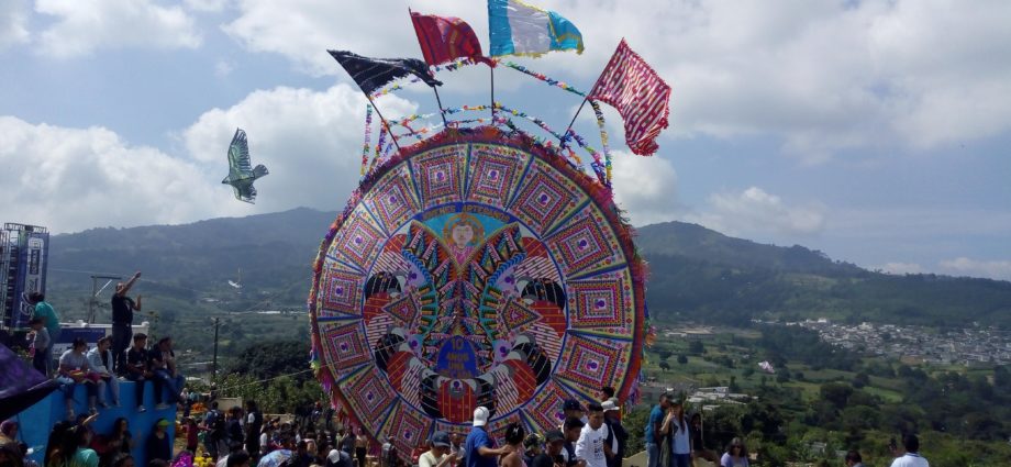 Realizarán segunda exposición de barriletes gigantes en Atitlán, Sololá