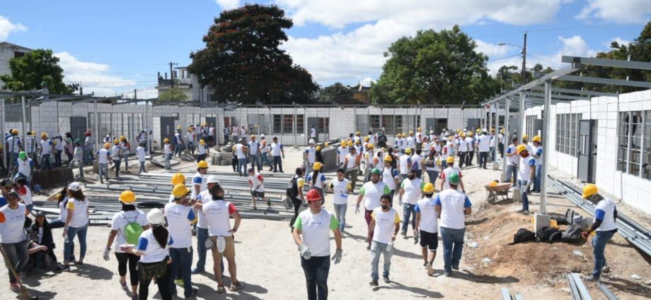 Gobierno de Guatemala dona terreno para construcción de jardín infantil