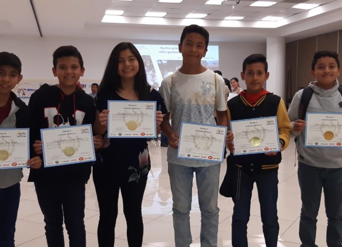 Culmina diplomado «Líderes en Acción» con aval del Mineduc