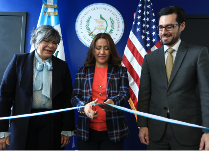 Nuevo sede consular guatemalteca en Filadelfia, Estados Unidos.