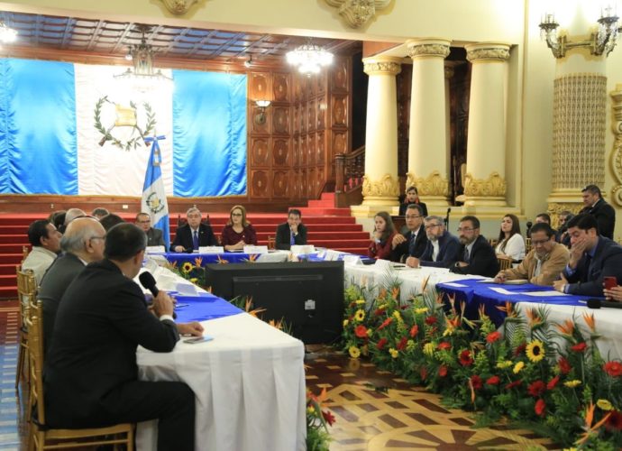 Presidente en Funciones Jafeth Cabrera preside ultima reunión del CONAVI