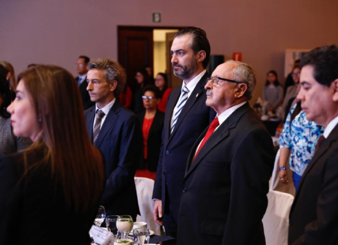 Registro Mercantil renueva interfaz web