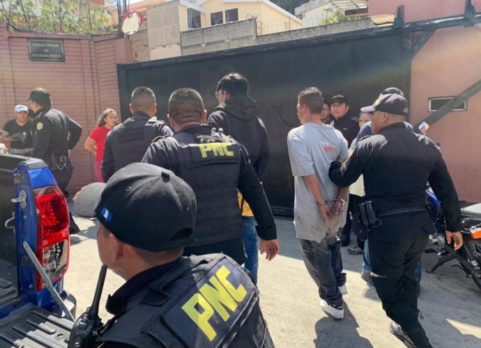 Integrantes del Barrio 18 capturados por asesinato de menor de 16 años