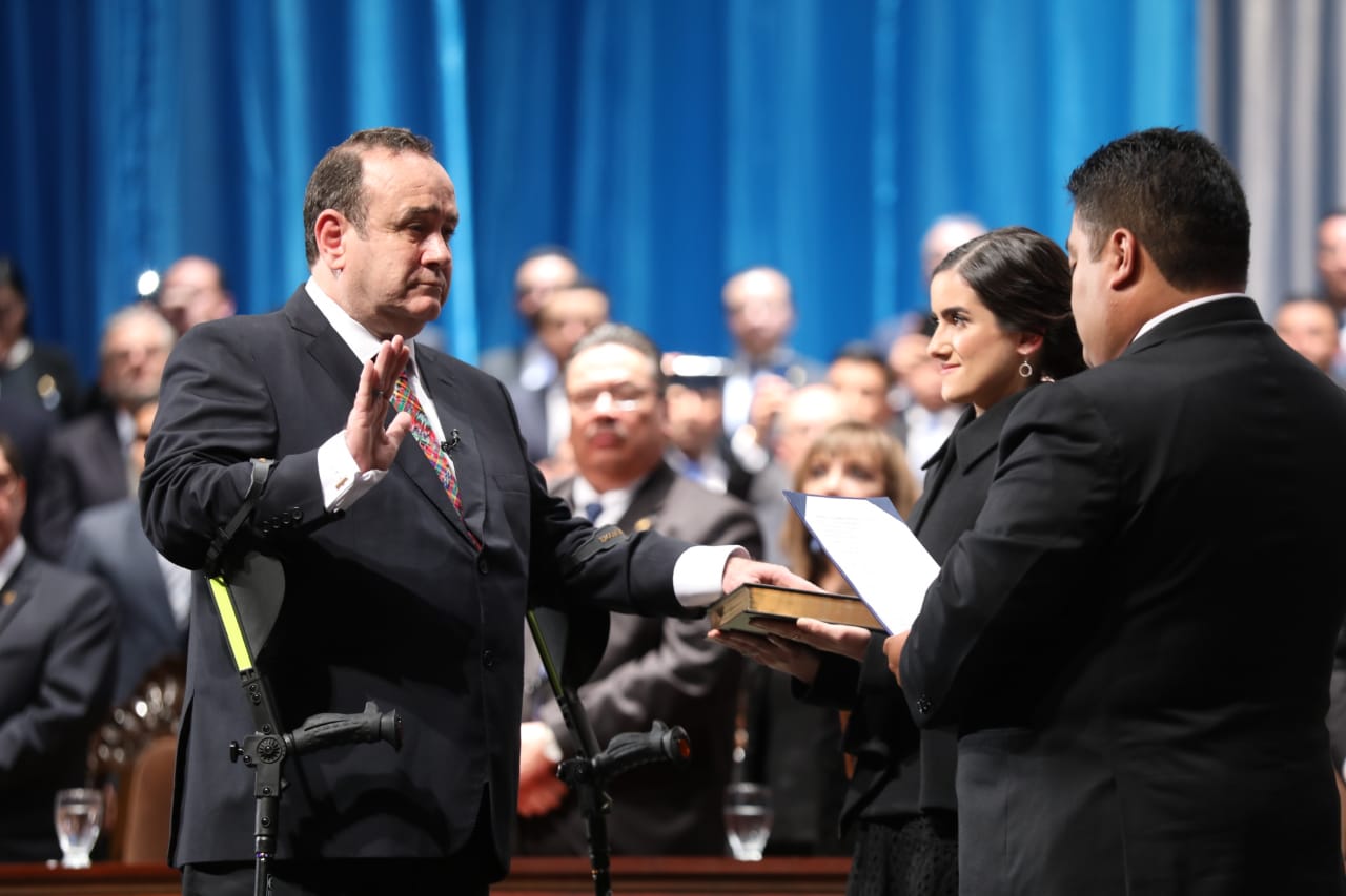 Alejandro Giammattei asume la Presidencia de la República de Guatemala