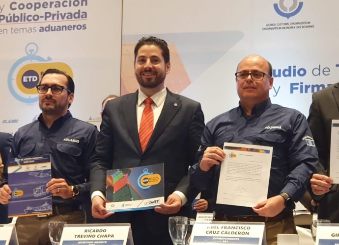 Plantean reducir tiempo de procesos aduaneros