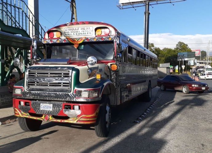 Consignan bus que fue grabado circulando en contra de la vía en Ciudad Real