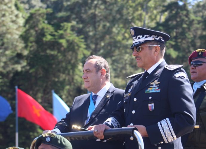 Ceremonia de Saludo al Comandate General del Ejército de Guatemala, Presidente Alejandro Giammattei