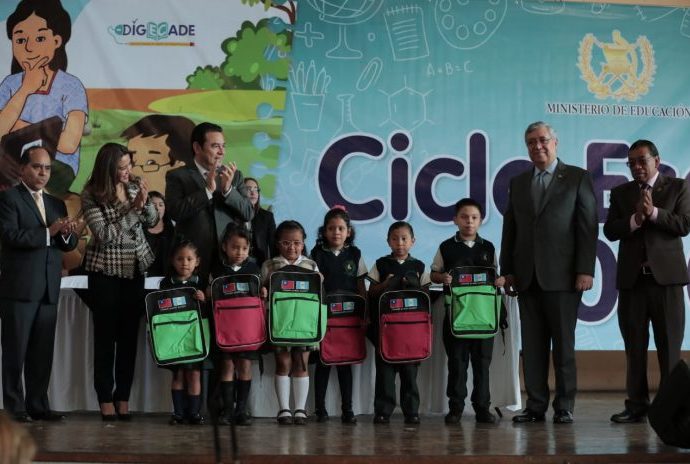 Presidente Jimmy Morales inaugura oficialmente el ciclo escolar 2020.