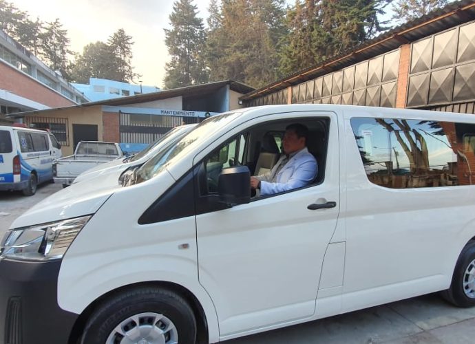 Hospital Regional de Occidente cuenta con nuevas ambulancias