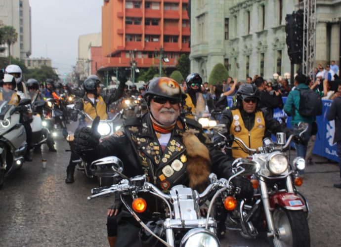 [GALERÍA] Caravana del Zorro, peregrinaje parte del Centro Histórico